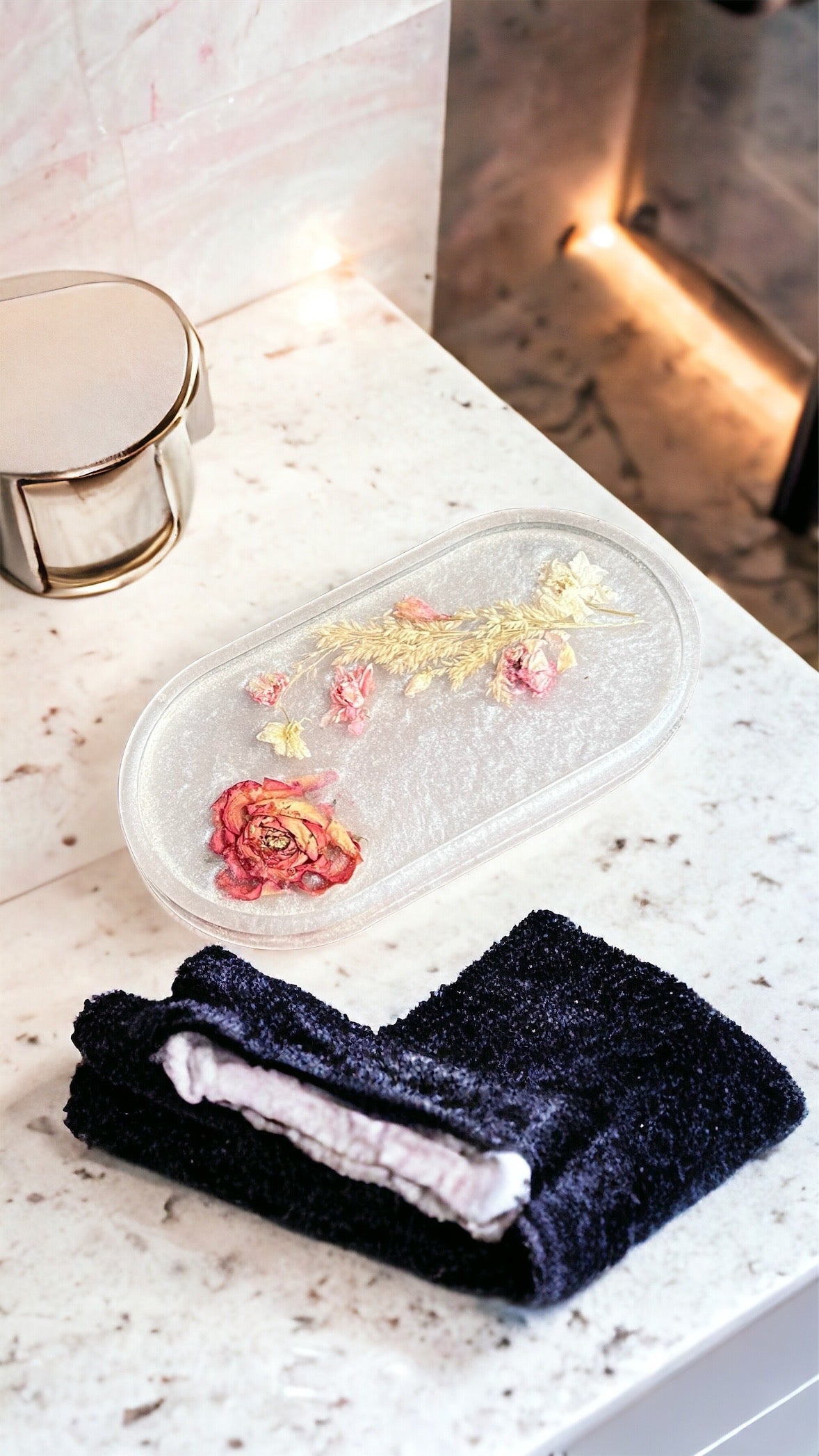 SchmuckSchale (decorative tray ) aus Epoxidharz-Resinart-Resin