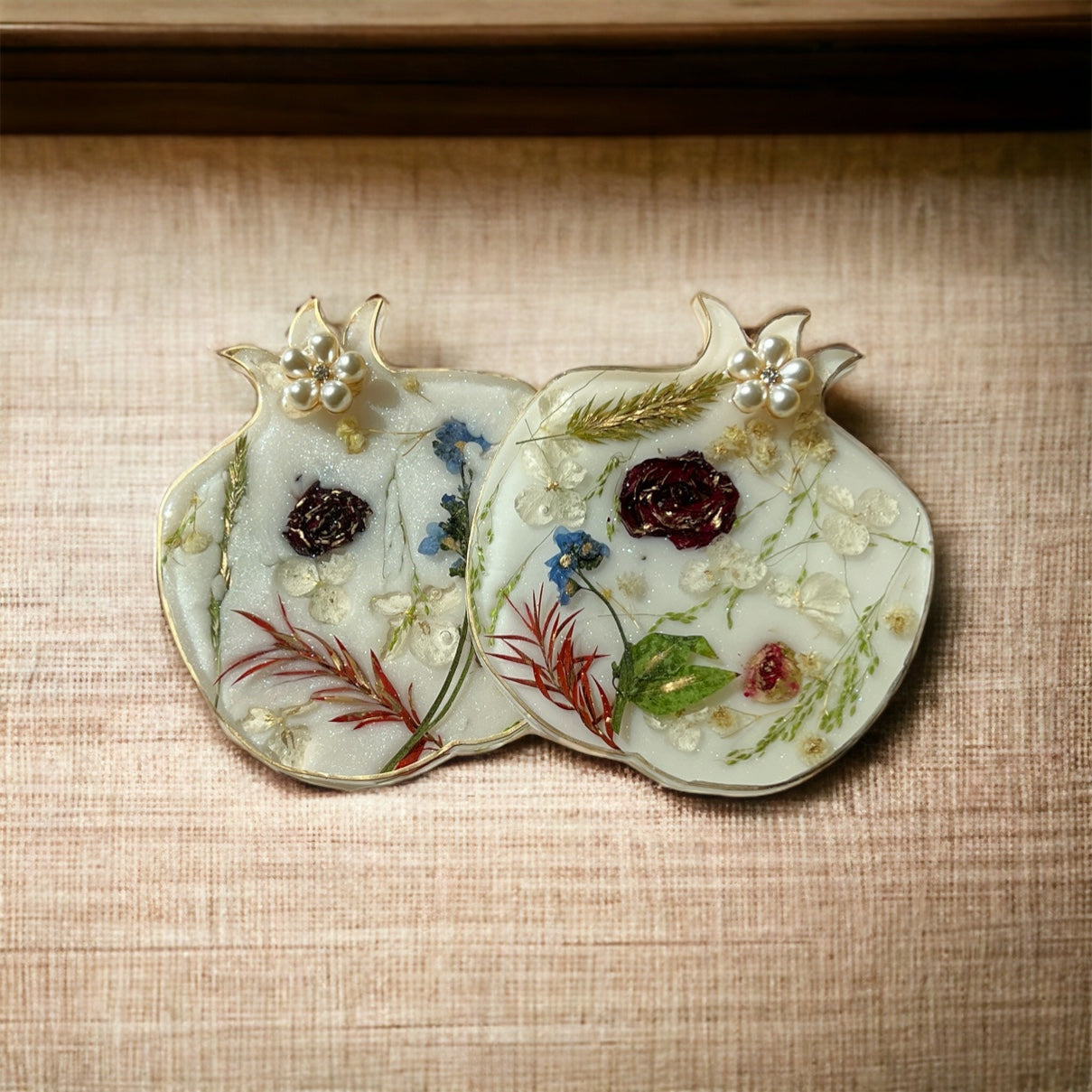 Untersetzer (Granatapfel) , Schmuckschale aus Epoxidharz-Resinart-Resin Coasters