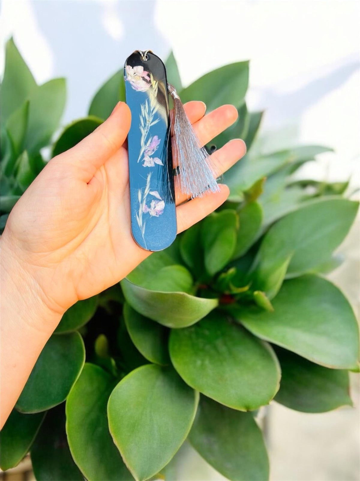 Floral resin bookmark gift for book lovers