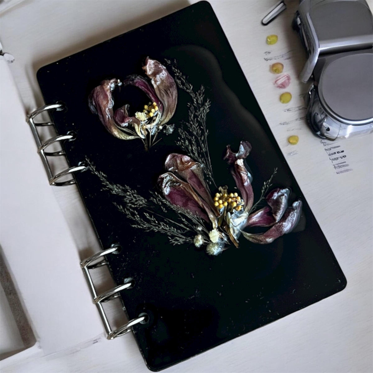 Resin journal side view
